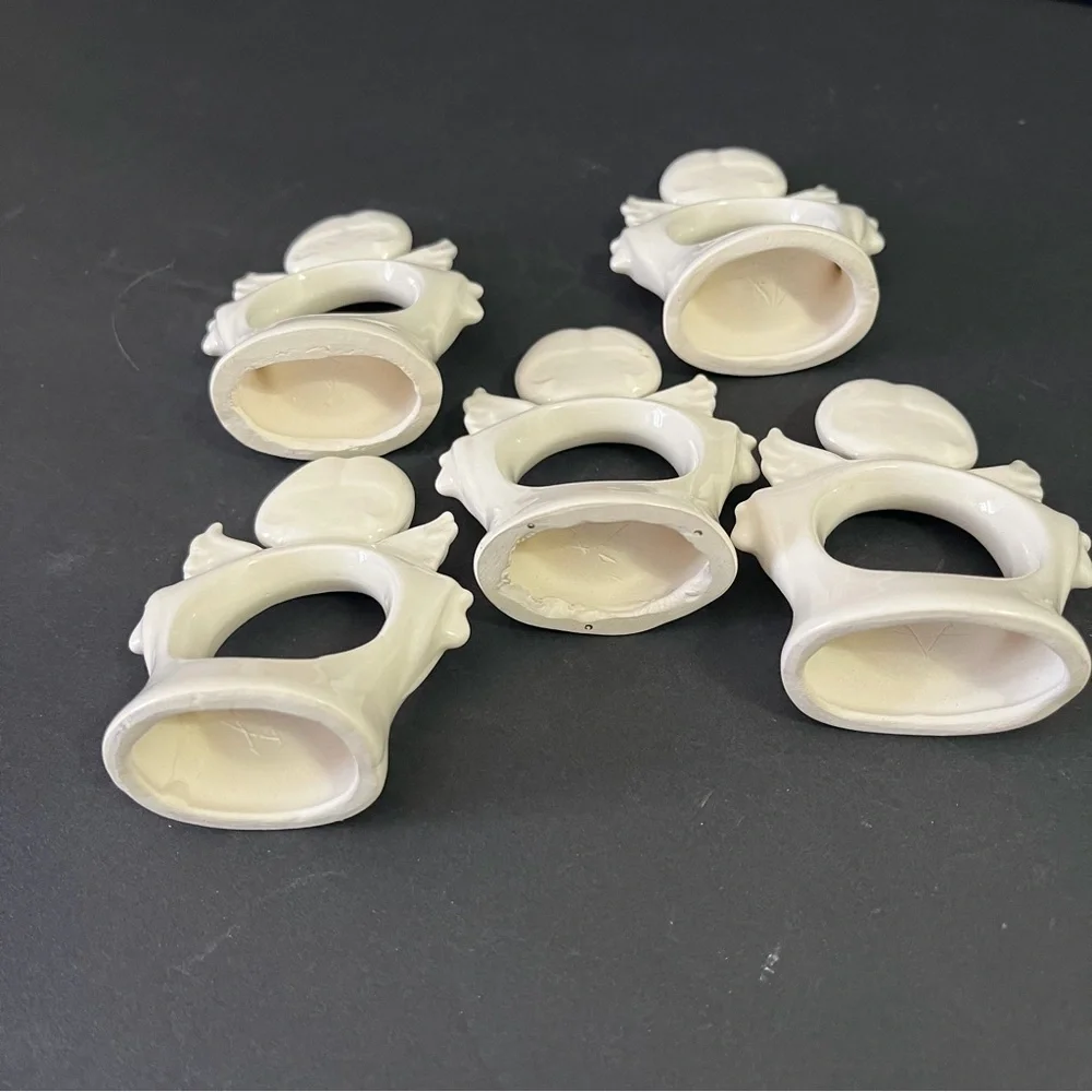 Vintage White Ceramic Angel Christmas Napkin Rings Holders Kitsch Retro MCM 5x